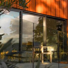 Tussock Hill Vineyard Retreats,位于基督城的酒店