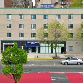 Highbridge Hotel，位于布朗克斯的酒店