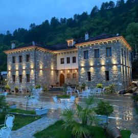 Hotel Kaso Ervehe，位于佩尔梅特的酒店