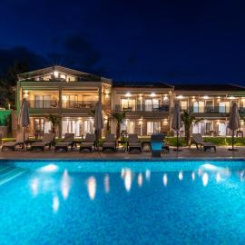 Villa Sara，位于尼基季的酒店