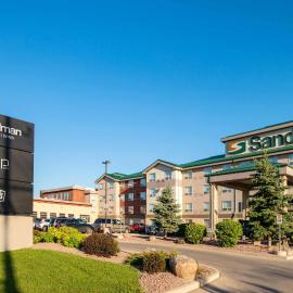 Sandman Hotel & Suites Winnipeg Airport,位于温尼伯的酒店