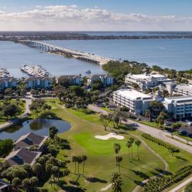 Marriott Hutchinson Island Resort & Beach Villas, Golf & Marina，位于斯图尔特的酒店