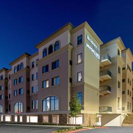 Residence Inn by Marriott Valencia，位于瓦伦西亚的酒店