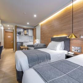 Espahotel Plaza de España，位于马德里的酒店