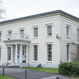 RainHill Hall Hotel，位于Rainhill的酒店