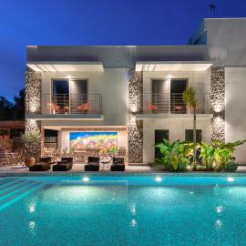 Saronis Suites，位于萨罗尼扎的酒店