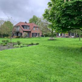 Lovely warm Country home，位于Breukeleveen的酒店