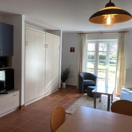 Feriendorf Rugana - Komfort 1-Raum Ferienwohnung mit Terrasse C46，位于德兰斯克的酒店