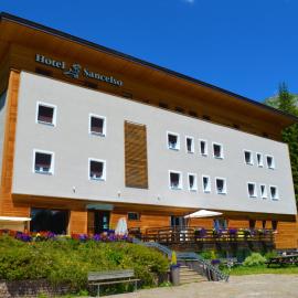 Park Hotel Sancelso，位于贝拉蒙特的酒店