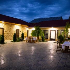 Bibi Qonaq evi Gostevoy Dom，位于舍基的酒店