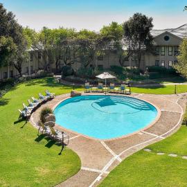 Protea Hotel by Marriott Midrand，位于米德兰的酒店