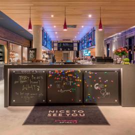 Moxy Munich Messe，位于阿施海姆的酒店
