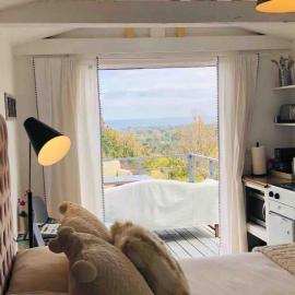 30 PCT OFF! Malibu Charming Suite, Ocean View, Queen Bed，位于马里布的酒店