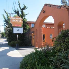 Sunny Cove Motel，位于圣克鲁兹的酒店