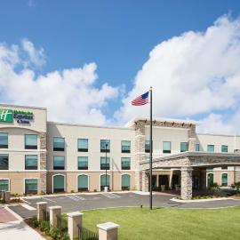 Holiday Inn Express & Suites Gulf Breeze - Pensacola Area by IHG，位于微风湾的酒店