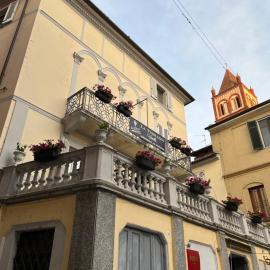 La Terrazza Vercelli Bed & Charme，位于韦尔切利的酒店