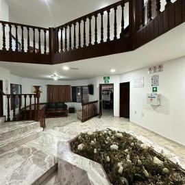 Hotel Villa 12 Orquídeas，位于圣胡安德里奥的酒店