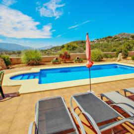 Quicano - magnificent views and private pool in Lliber，位于Lliber的酒店