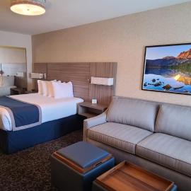 Dow Villa Motel，位于隆派恩的酒店