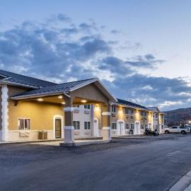 Super 8 by Wyndham Richfield UT，位于里奇菲尔德的酒店