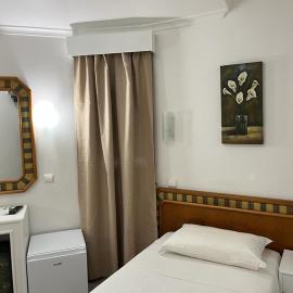 Real Caparica Hotel，位于卡帕里卡海岸的酒店