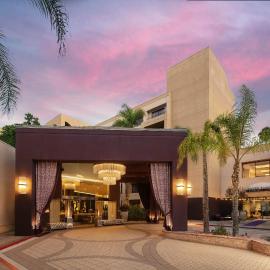 Avenue of the Arts Costa Mesa, a Tribute Portfolio Hotel