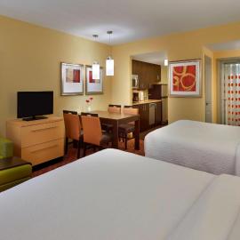 TownePlace Suites by Marriott Thunder Bay，位于桑德贝的酒店