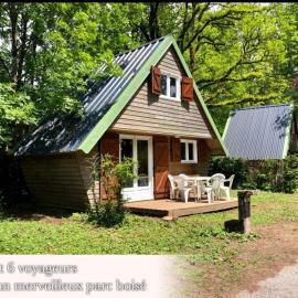 Chalet dans le parc d'un manoir du XIXème，位于Anglès的酒店