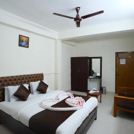 Ganesh Guest House，位于钦奈的酒店