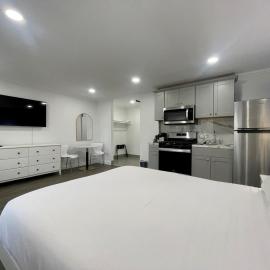 Budget Inn，位于隆波克的酒店
