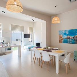 The Fifty Condo，位于海若克利欧的酒店