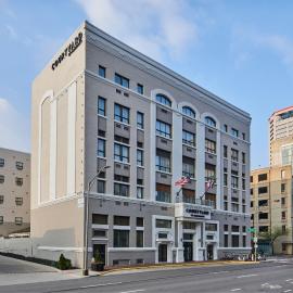Courtyard by Marriott Columbus Downtown，位于哥伦布的酒店