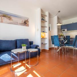 Feriendorf Rugana - Klassik 1-Raum Appartement mit Terrasse B32，位于德兰斯克的酒店