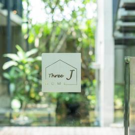 3J Home，位于Binong的酒店