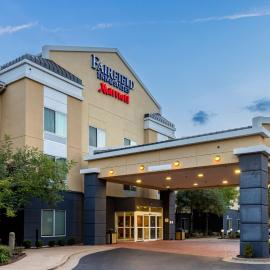 Fairfield Inn & Suites by Marriott Edmond，位于爱德蒙的酒店