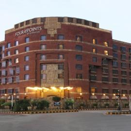 Four Points by Sheraton Lahore，位于拉合尔的酒店