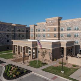 Residence Inn by Marriott Kansas City at The Legends，位于堪萨斯城的酒店