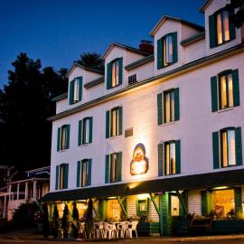 Auberge La Chocolatiere，位于北哈特利的酒店