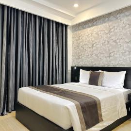 LION 8 Hotel,位于芹苴的酒店