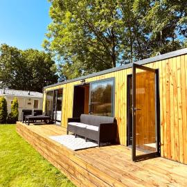 Cozy Tiny House bij het Leekstermeer，位于Matsloot的酒店