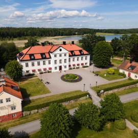 Stjärnholmsslott，位于尼雪平的酒店