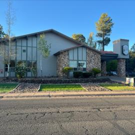 Pinetop Studio Suites，位于派托普湖畔的酒店