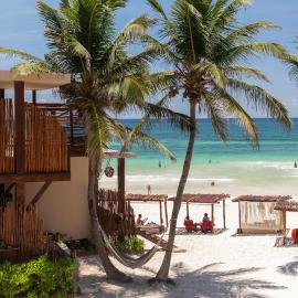 La Zebra Tulum, a Small Luxury Hotel，位于图卢姆的酒店