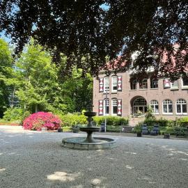 Villa Rozenhof，位于阿尔门的酒店
