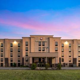 Best Western Plus- Jonesboro,位于琼斯伯勒的酒店