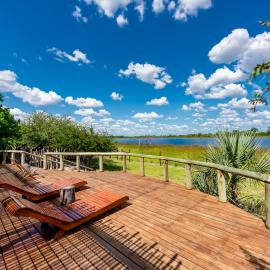Semowi Lodge and Campsites，位于Mirapene的酒店