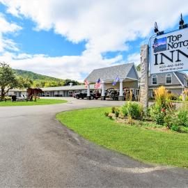 Top Notch Inn，位于戈勒姆的酒店