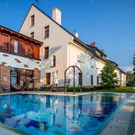 Hotel Vécsecity，位于Hernádvécse的酒店