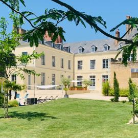 Les Chambres de La Varenne - Chambres d'hôtes，位于拉弗雷切的酒店