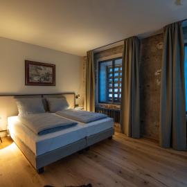 LANDHOTEL ALTE ZOLLSTATION- Historical Building，位于Pittenhart的酒店